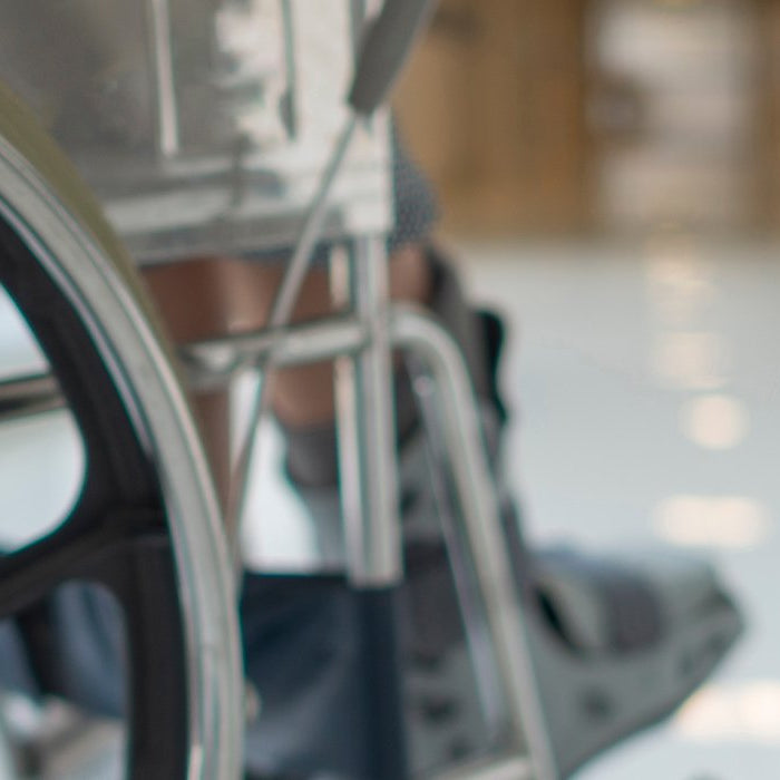 Paralyzed Man Moves Hand after Successful Brain Chip Surgery